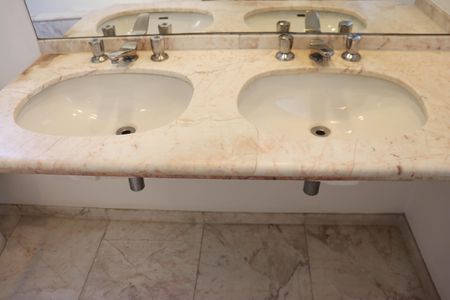 Apartamento para alugar com 200m², 3 quartos e 3 vagasBanheiro da Suíte 3