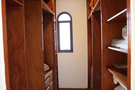 Apartamento para alugar com 200m², 3 quartos e 3 vagasCloset da Suíte 3