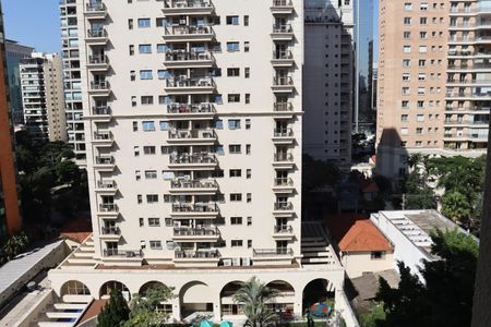 Apartamento para alugar com 200m², 3 quartos e 3 vagasVista da Suíte 1