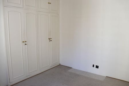 Apartamento para alugar com 200m², 3 quartos e 3 vagasSuíte 2