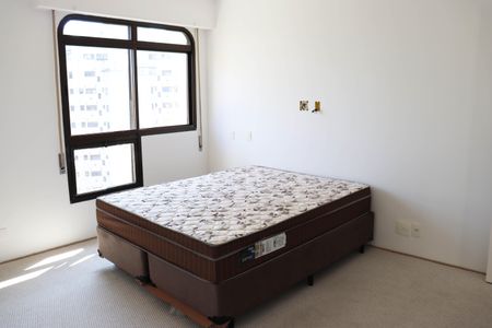 Apartamento para alugar com 200m², 3 quartos e 3 vagasSuíte 3