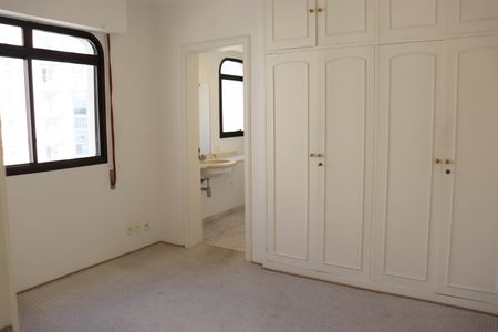 Apartamento para alugar com 200m², 3 quartos e 3 vagasSuíte 2