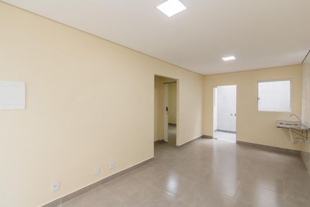 Apartamento para alugar com 46m², 2 quartos e sem vagaSala