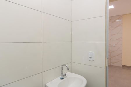 Apartamento para alugar com 46m², 2 quartos e sem vagaBanheiro