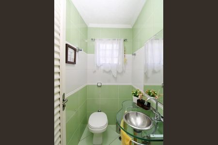 Casa à venda com 160m², 3 quartos e 2 vagasLavabo