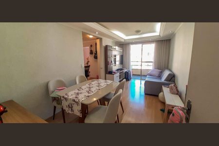 Apartamento à venda com 56m², 2 quartos e 1 vagaSala
