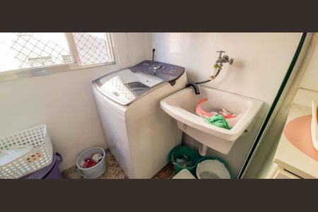 Apartamento à venda com 56m², 2 quartos e 1 vagaÁrea de Serviço