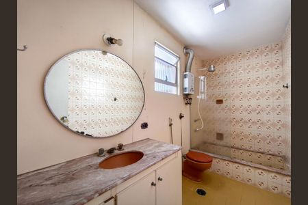 Apartamento para alugar com 152m², 3 quartos e 3 vagasBanheiro 