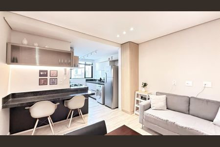 Sala de apartamento à venda com 2 quartos, 55m² em Lourdes, Belo Horizonte