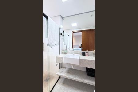 Apartamento à venda com 55m², 2 quartos e sem vagaBanheiro da Suíte