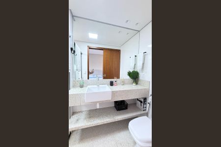 Apartamento à venda com 55m², 2 quartos e sem vagaBanheiro da Suíte