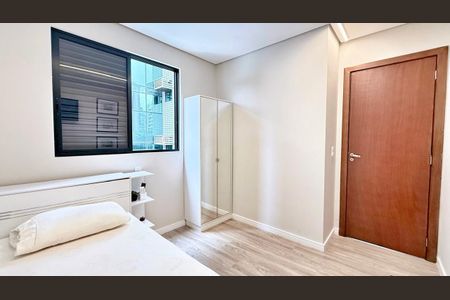 Apartamento à venda com 55m², 2 quartos e sem vagaQuarto