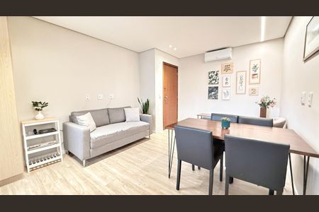 Apartamento à venda com 55m², 2 quartos e sem vagaSala