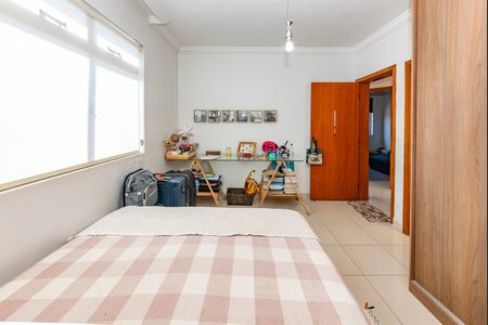 Apartamento à venda com 80m², 3 quartos e 1 vaga Apartamento à venda com 80m², 3 quartos e 1 vagaSuíte