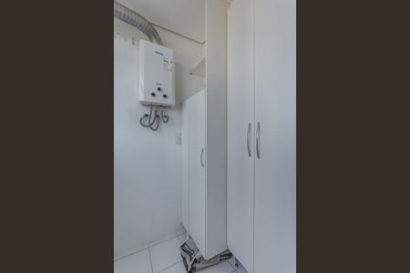 Apartamento à venda com 74m², 2 quartos e 2 vagasÁrea de Serviço