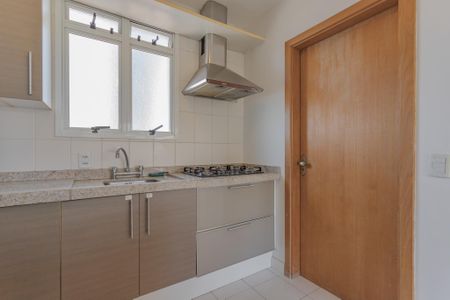 Apartamento à venda com 74m², 2 quartos e 2 vagasCozinha