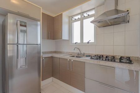 Apartamento à venda com 74m², 2 quartos e 2 vagasCozinha