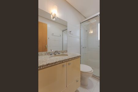 Apartamento à venda com 74m², 2 quartos e 2 vagasBanheiro