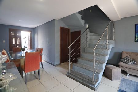 Casa de condomínio à venda com 82m², 2 quartos e 1 vagaSala