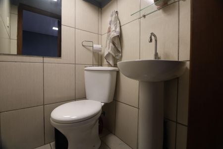 Casa de condomínio à venda com 82m², 2 quartos e 1 vagaLavabo