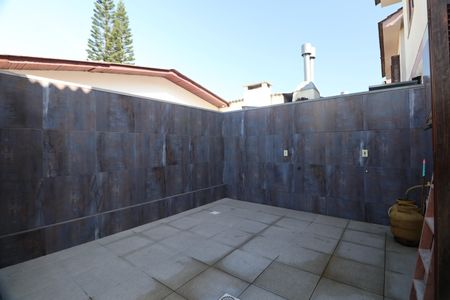 Casa de condomínio à venda com 82m², 2 quartos e 1 vagaÁrea externa