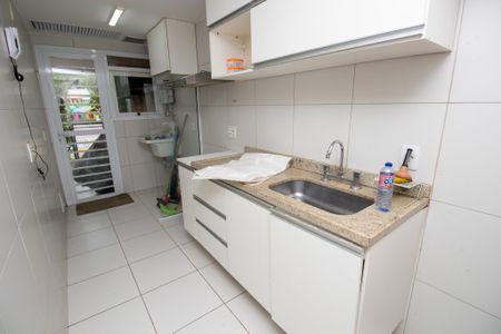 Apartamento para alugar com 70m², 2 quartos e 2 vagas Apartamento para alugar com 70m², 2 quartos e 2 vagasCozinha