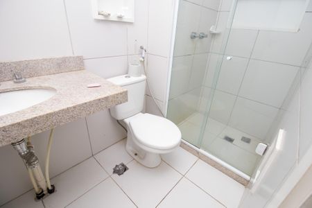 Apartamento para alugar com 70m², 2 quartos e 2 vagas Apartamento para alugar com 70m², 2 quartos e 2 vagasBanheiro da Suíte