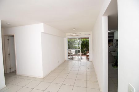 Apartamento para alugar com 70m², 2 quartos e 2 vagas Apartamento para alugar com 70m², 2 quartos e 2 vagasSala