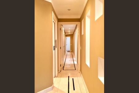 Apartamento à venda com 200m², 3 quartos e 3 vagas Apartamento à venda com 200m², 3 quartos e 3 vagasFoto 08