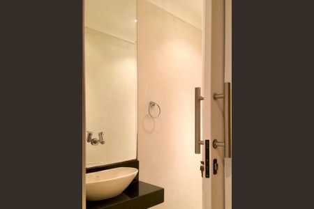 Apartamento à venda com 200m², 3 quartos e 3 vagas Apartamento à venda com 200m², 3 quartos e 3 vagasFoto 09