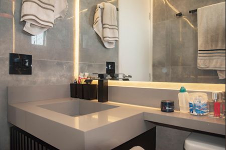 Apartamento à venda com 63m², 2 quartos e 2 vagasBanheiro Social