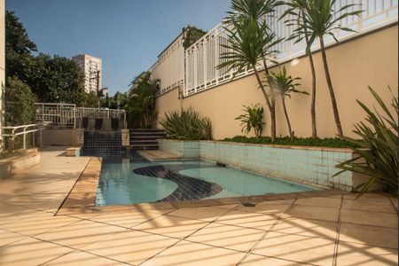 Apartamento à venda com 63m², 2 quartos e 2 vagasÁrea comum - Piscina