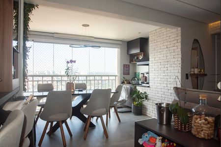 Apartamento à venda com 63m², 2 quartos e 2 vagasSala