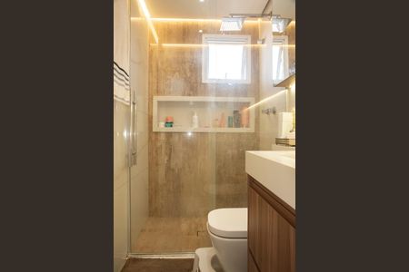 Apartamento à venda com 63m², 2 quartos e 2 vagasBanheiro da Suíte