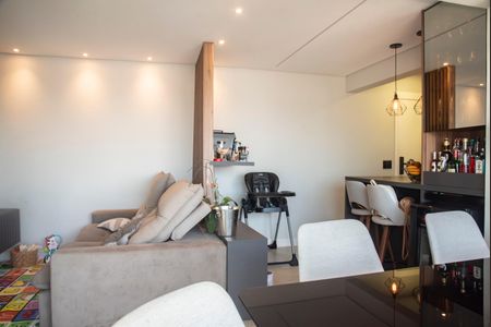Apartamento à venda com 63m², 2 quartos e 2 vagasSala