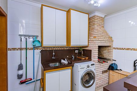 Casa à venda com 135m², 3 quartos e 4 vagasÁrea de serviço e espaço gourmet