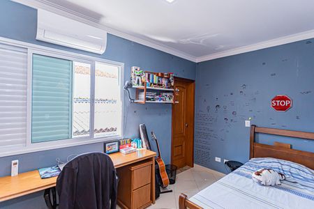 Casa à venda com 135m², 3 quartos e 4 vagasSuite 2