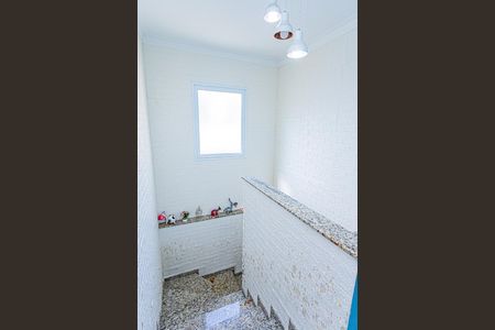 Casa à venda com 135m², 3 quartos e 4 vagasEscada