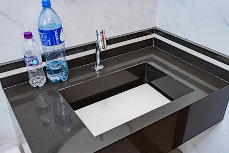 Casa à venda com 135m², 3 quartos e 4 vagasBanheiro suite 3