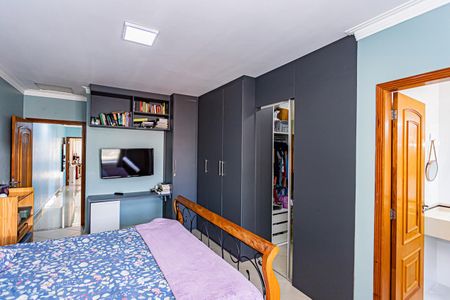 Casa à venda com 135m², 3 quartos e 4 vagasSuite 1