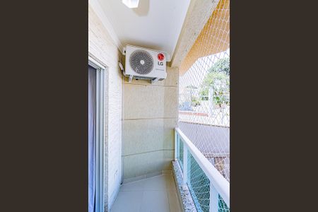 Casa à venda com 135m², 3 quartos e 4 vagasVaranda suite 1