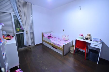 Casa para alugar com 400m², 5 quartos e 4 vagasQuarto 3