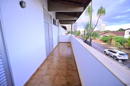 Casa para alugar com 400m², 5 quartos e 4 vagasVaranda do Quarto 2