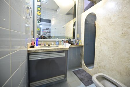 Casa para alugar com 400m², 5 quartos e 4 vagasBanheiro