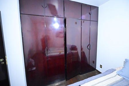 Casa para alugar com 400m², 5 quartos e 4 vagasQuarto 4