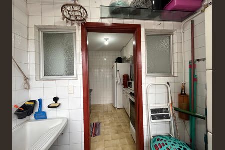 Apartamento para alugar com 55m², 2 quartos e 1 vagaÁrea de Serviço