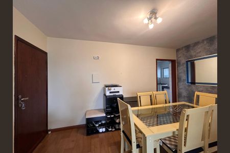 Apartamento para alugar com 55m², 2 quartos e 1 vagaSala