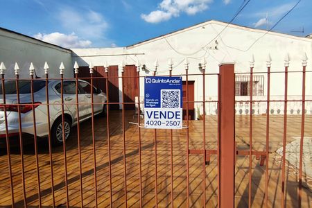 Casa à venda com 260m², 2 quartos e 4 vagasPLACA INSTALADA NA FACHADA