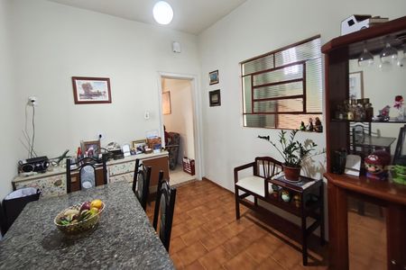 Casa à venda com 260m², 2 quartos e 4 vagasCopa