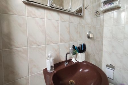 Casa à venda com 260m², 2 quartos e 4 vagasBanheiro